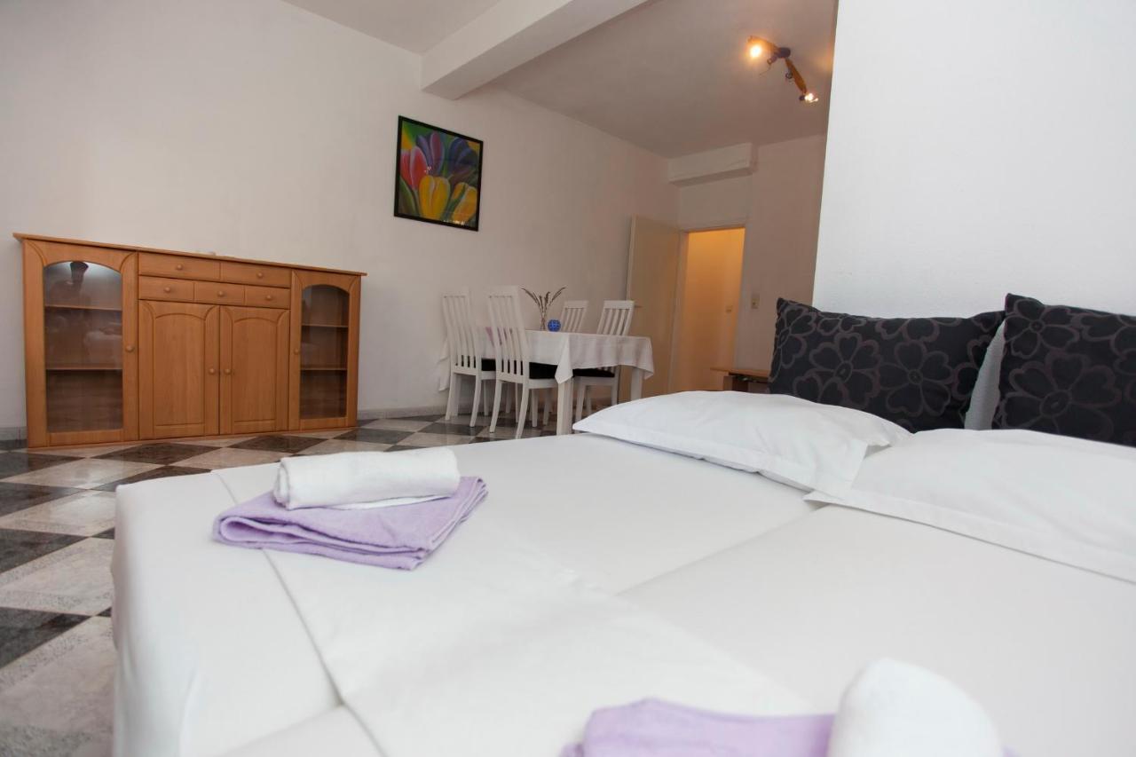 Apartments Damjanovic Makarska Rom bilde