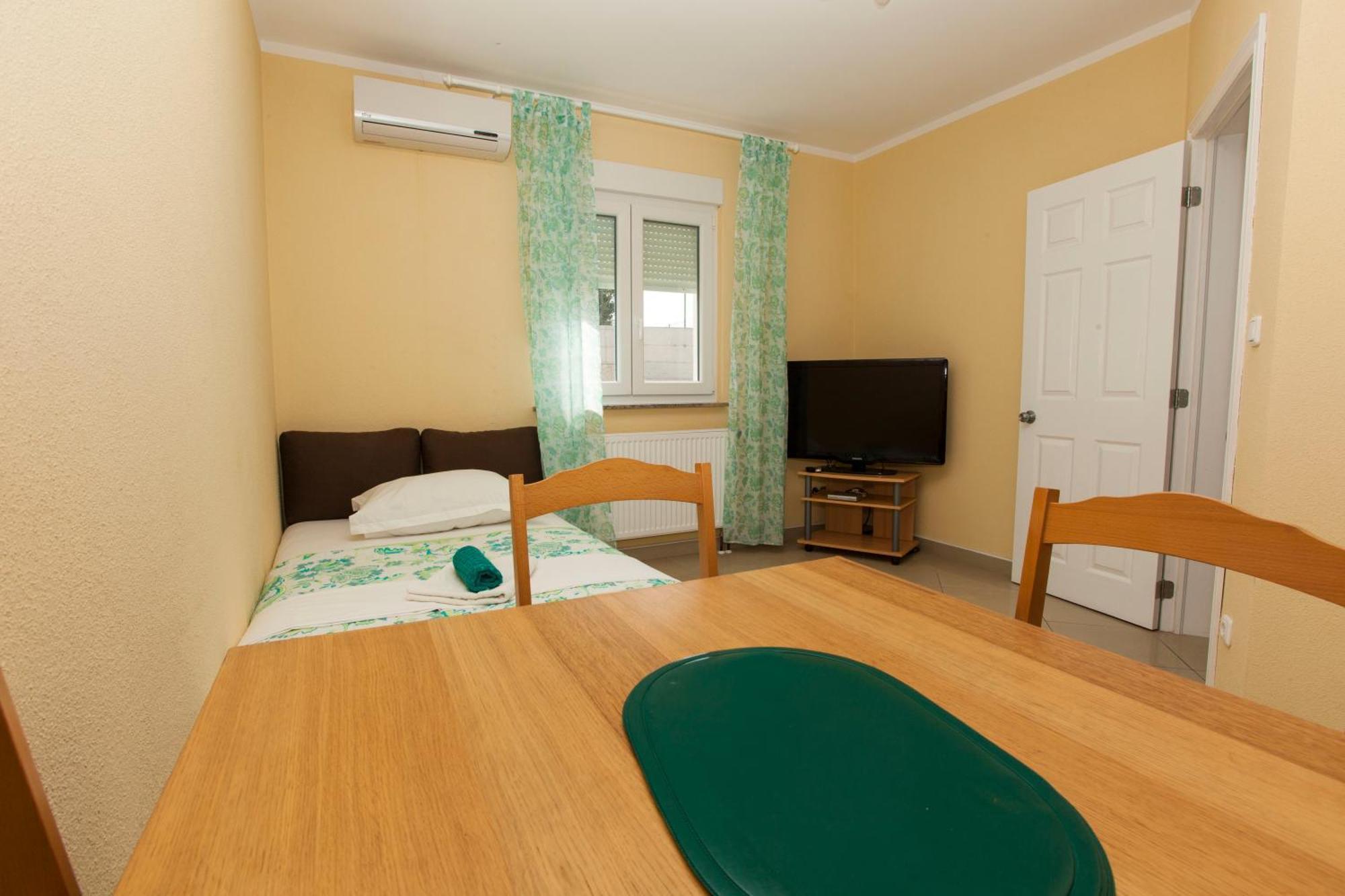 Apartments Damjanovic Makarska Rom bilde
