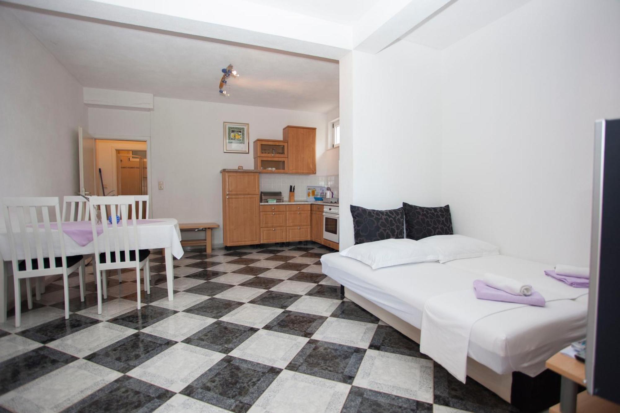 Apartments Damjanovic Makarska Rom bilde