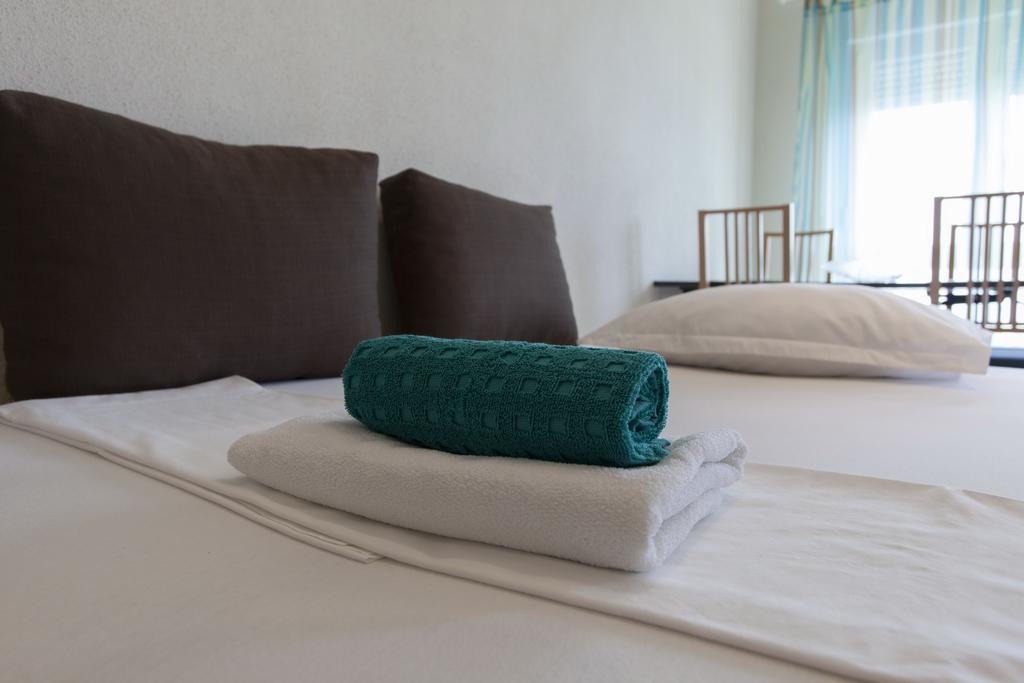 Apartments Damjanovic Makarska Rom bilde
