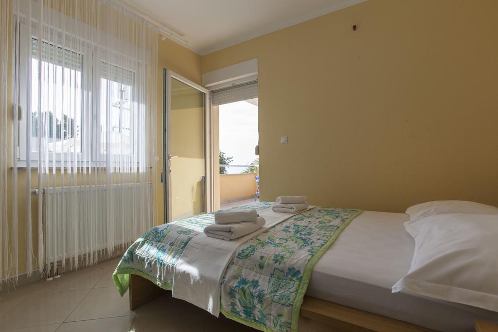 Apartments Damjanovic Makarska Rom bilde