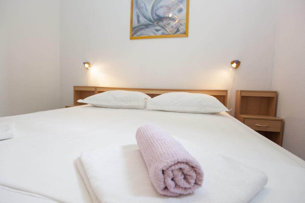 Apartments Damjanovic Makarska Eksteriør bilde