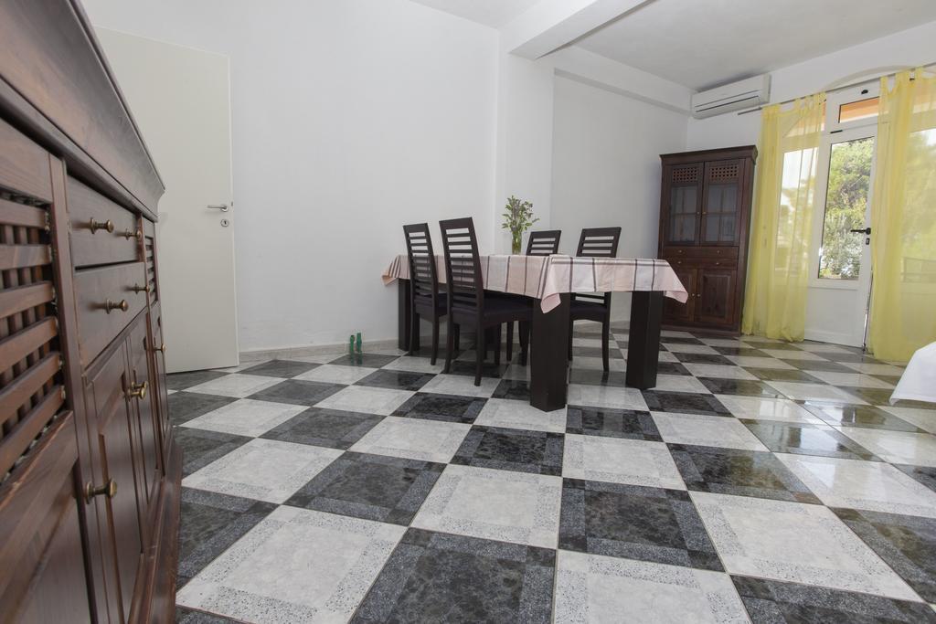 Apartments Damjanovic Makarska Eksteriør bilde