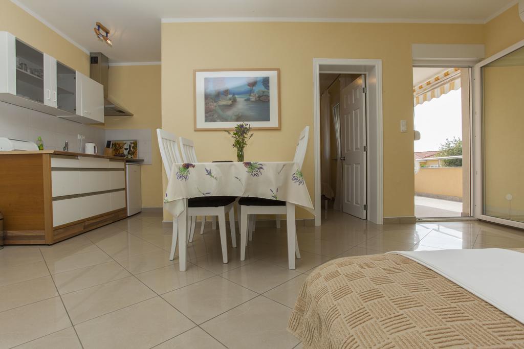 Apartments Damjanovic Makarska Eksteriør bilde